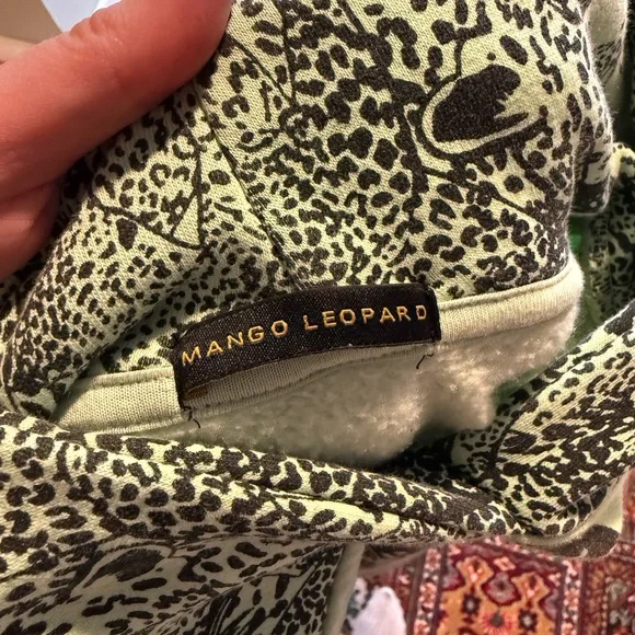 Mint Green Leopard Sweatshirt - Picture 3 of 3